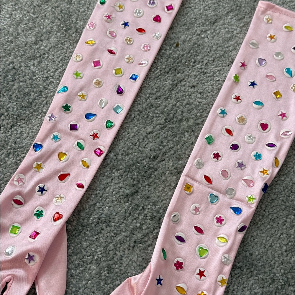 ✨ Hand-Painted Rhinestone Opera Gloves ✨ - Picture 2 of 4